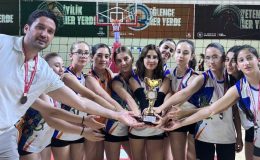 Büyükşehir Belediyesi 2024-2025 sezonunda Takımlarından Çifte Başarı