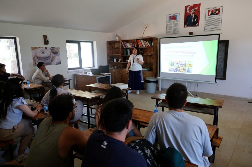 Bodrum belediyesi genclik ve tarim kampinin birinci donemi tamamlandi 1