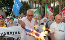 1 Eylül Dünya Barış Günü Eyleminde İsrail Bayrağı Yakıldı