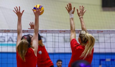 Bodrumspor Kadın Voleybol Takımı İstanbul Eczacıbaşı Deplasmanında