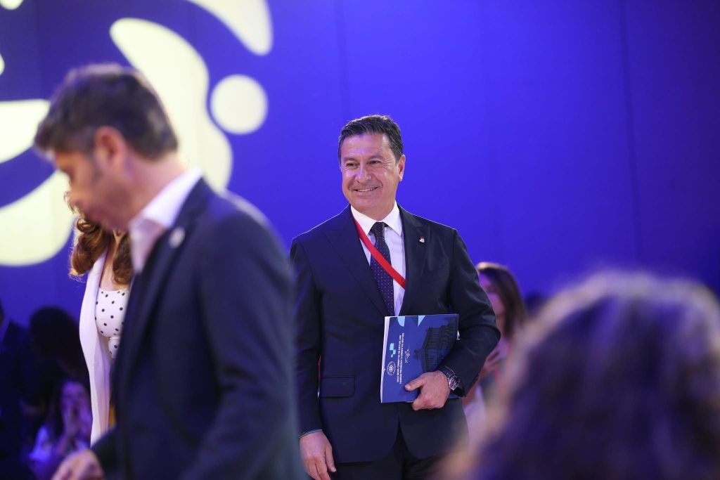 Buyuksehir civitas agina kabul edildi 2