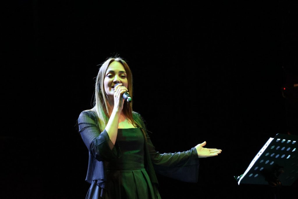 Muglada nostalji ruzgari 70ler ve 80lerin film muzikleri 2