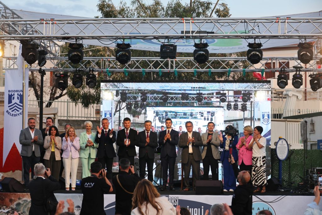 Bodrumda dostluk ve kultur koprusu kuruldu 34