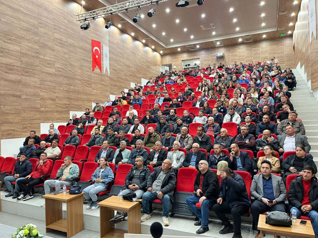 Muglada 2 bin 750 sofore mesleki gelisim egitimi verildi 2