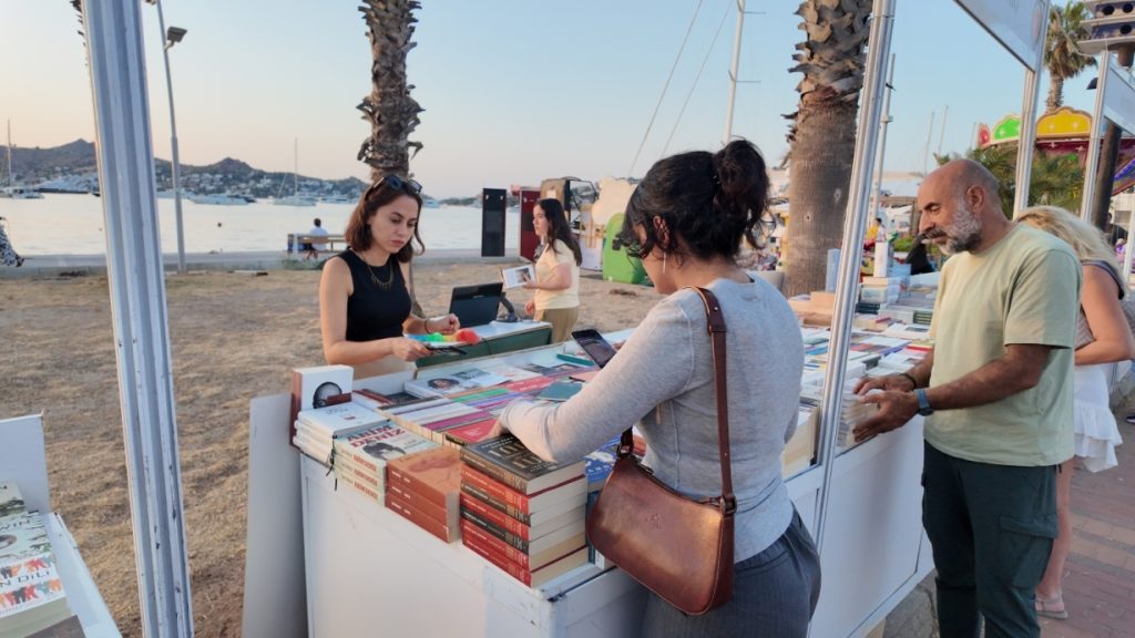 Yalikavak kitap gunleri basladi 2