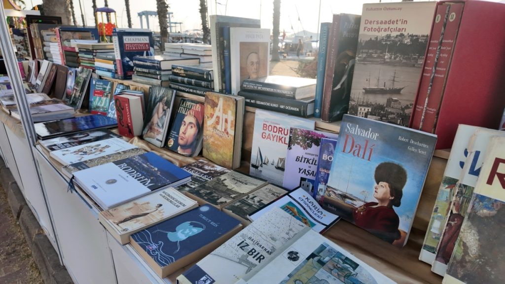 Yalikavak kitap gunleri basladi 5