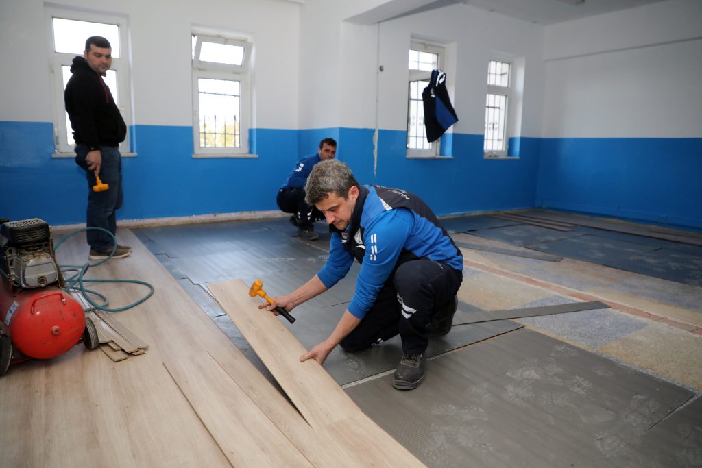 Buyuksehirden okullara destek 4