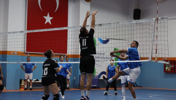 Cumhuriyet Kupası’nda (29 Ekim) Büyükşehir Personeli Sahada Buluştu