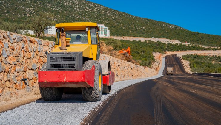 MİLAS YENİ HASTANE YOLUNDA ASFALTLAMA ÇALIŞMALARI BAŞLADI